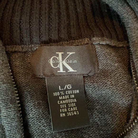 Men’s Calvin Kline sweater w/ zipper - Picture 3 of 4
